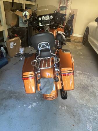 2015 Harley-Davidson, dovoz USA — foto 4 z 6