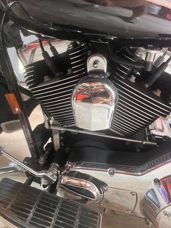 2003 Harley-Davidson, dovoz USA — foto 5 z 8