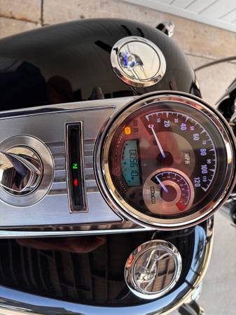 2011 Harley-Davidson, dovoz USA — foto 4 z 7