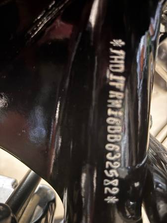 2011 Harley-Davidson, dovoz USA — foto 6 z 7