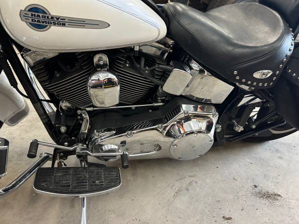2004 Harley-Davidson, dovoz USA — foto 8 z 9