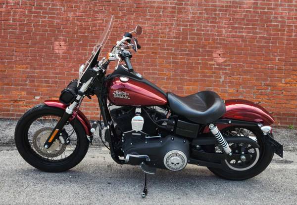 2013 Harley-Davidson, dovoz USA — foto 2 z 2