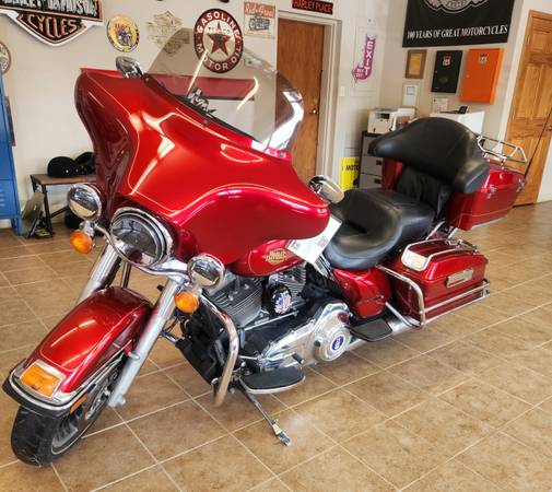 2012 Harley-Davidson, dovoz USA — foto 6 z 8