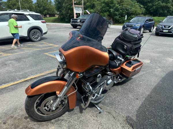 2008 Harley-Davidson, dovoz USA — foto 4 z 10