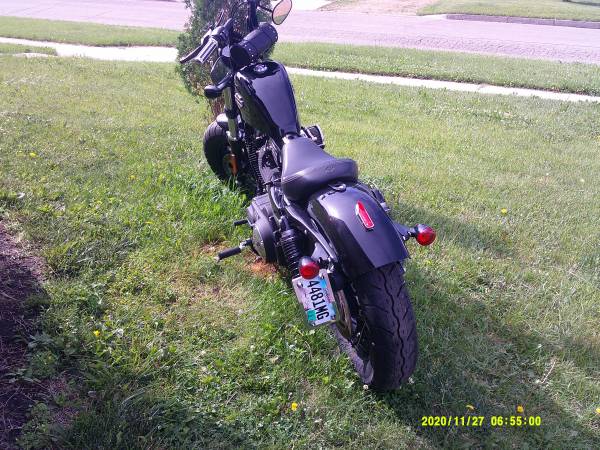 2017 Harley-Davidson, dovoz USA — foto 2 z 2