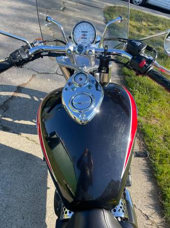2008 Triumph, dovoz USA — foto 2 z 6