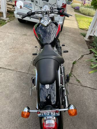 2008 Triumph, dovoz USA — foto 3 z 6