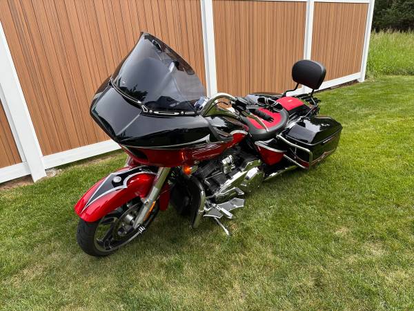 2018 Harley-Davidson, dovoz USA — foto 4 z 7