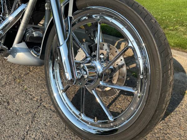 Harley-Davidson, dovoz USA — foto 10 z 12
