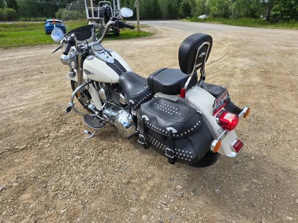 2014 Harley-Davidson, dovoz USA — foto 4 z 9