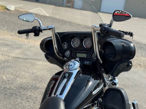 2011 Harley-Davidson, dovoz USA — foto 7 z 12