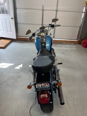 2011 Harley-Davidson, dovoz USA — foto 3 z 4