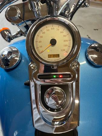 2011 Harley-Davidson, dovoz USA — foto 4 z 4