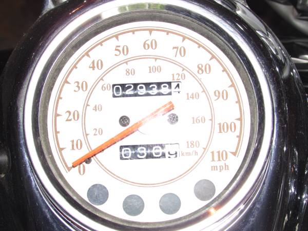 2001 Yamaha, dovoz USA — foto 4 z 7