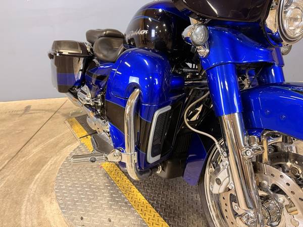 2017 Harley-Davidson, dovoz USA — foto 7 z 12