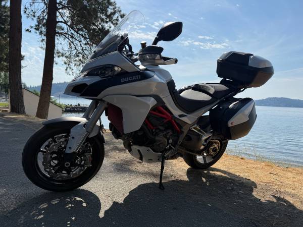 2016 Ducati, dovoz USA — foto 2 z 12