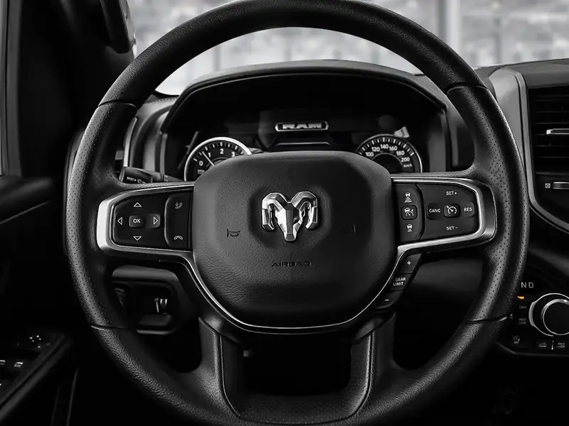 2026 RAM 1500 WARLOCK, černá, 0 km, dovoz Kanada — foto 12 z 12