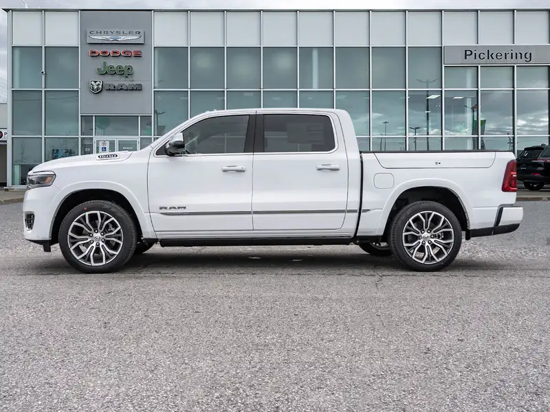 2026 RAM 1500 Tungsten | MULTI FUNCTION TAILGATE| TRILER BRAKE C, bílá, 10 km, dovoz Kanada — foto 3 z 12