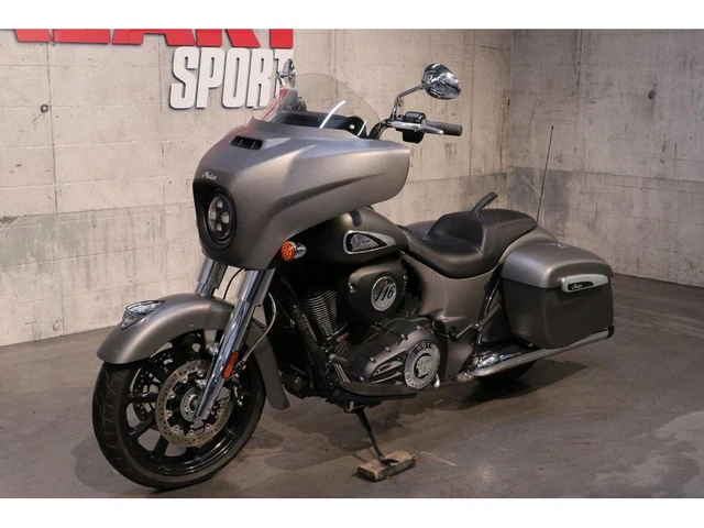 2020 Indian, 23 896 km, dovoz Kanada — foto 2 z 5