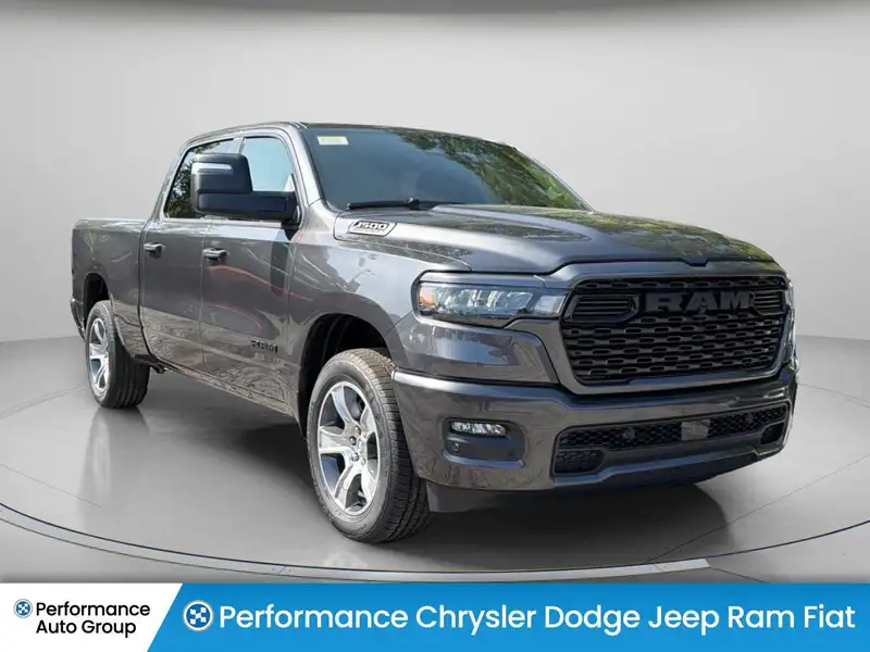 2027 RAM 1500 Express, Granite Crystal Metallic, dovoz Kanada — foto 3 z 12