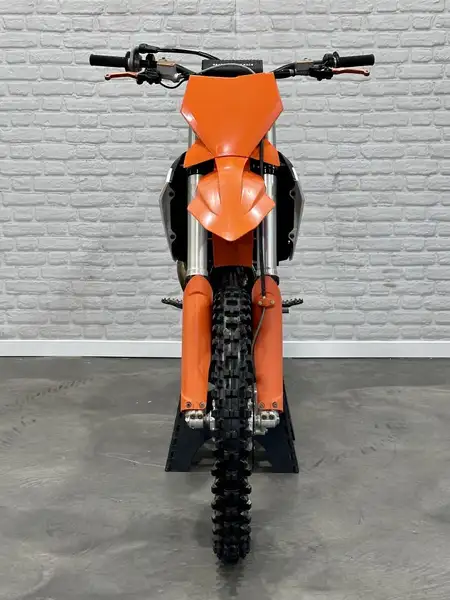2023 KTM Unspecified, oranžová, 35 km, dovoz Kanada — foto 2 z 12