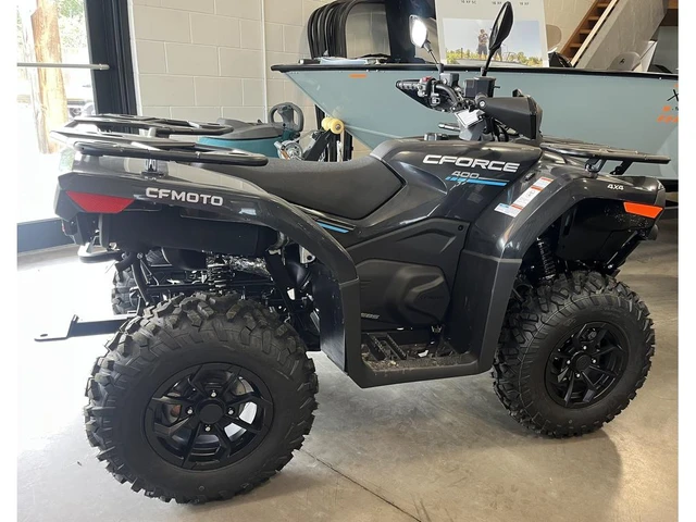 2026 CFMOTO, dovoz Kanada — foto 2 z 5