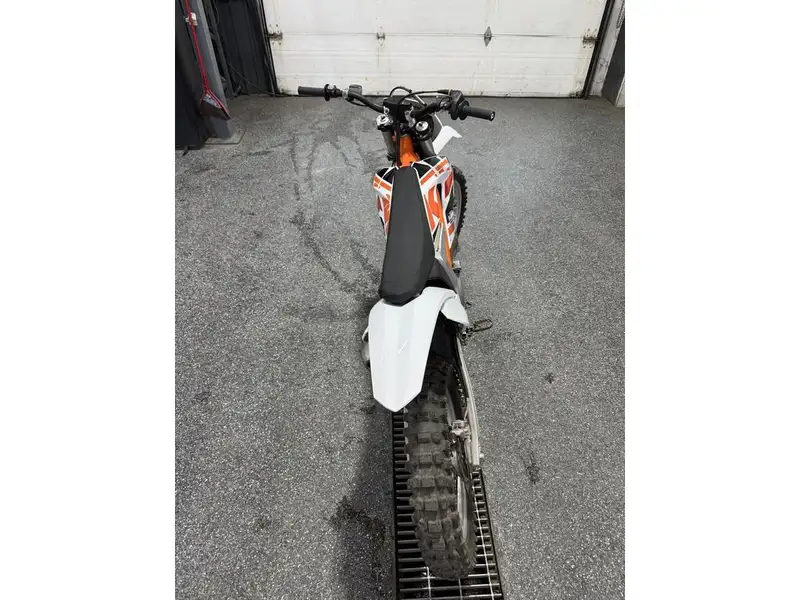 2015 KTM Freeride E, dovoz Kanada — foto 10 z 11