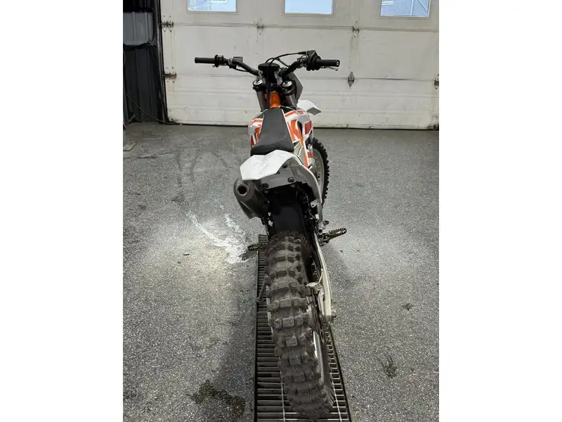 2015 KTM Freeride E, dovoz Kanada — foto 3 z 11