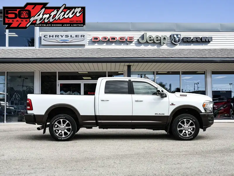2024 RAM 2500, bílá, 31 340 km, dovoz Kanada — foto 3 z 12