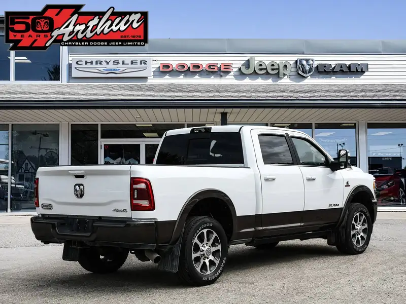 2024 RAM 2500, bílá, 31 340 km, dovoz Kanada — foto 4 z 12
