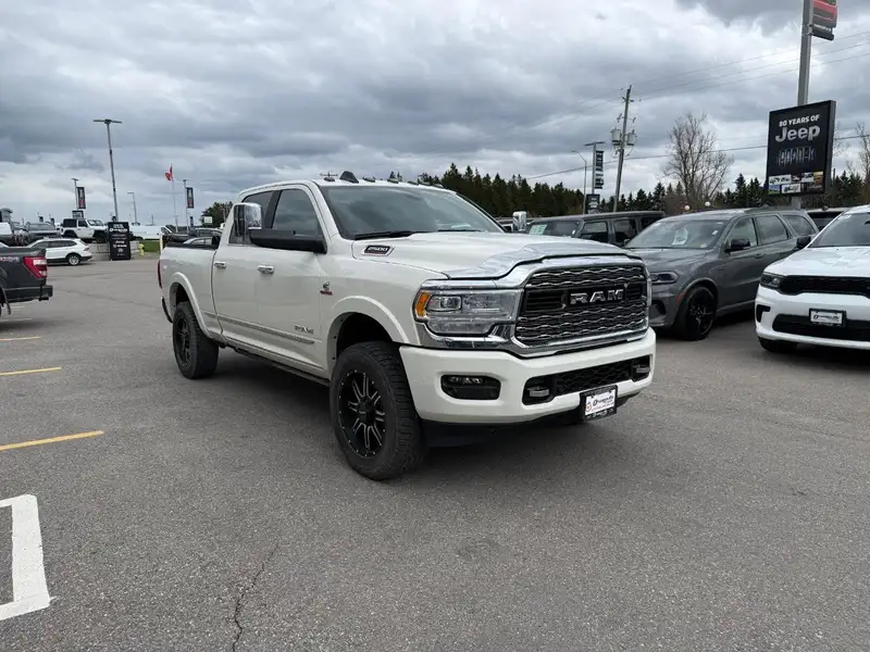 2022 RAM 2500, bílá, 104 560 km, dovoz Kanada — foto 3 z 12