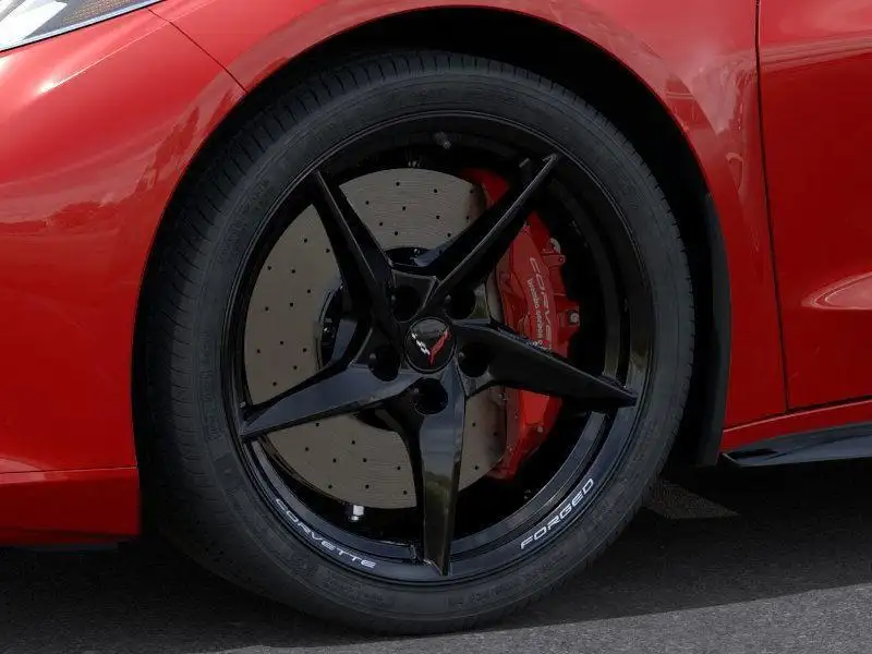 2025 Chevrolet Corvette E-Ray, červená, 4 km, dovoz Kanada — foto 9 z 12