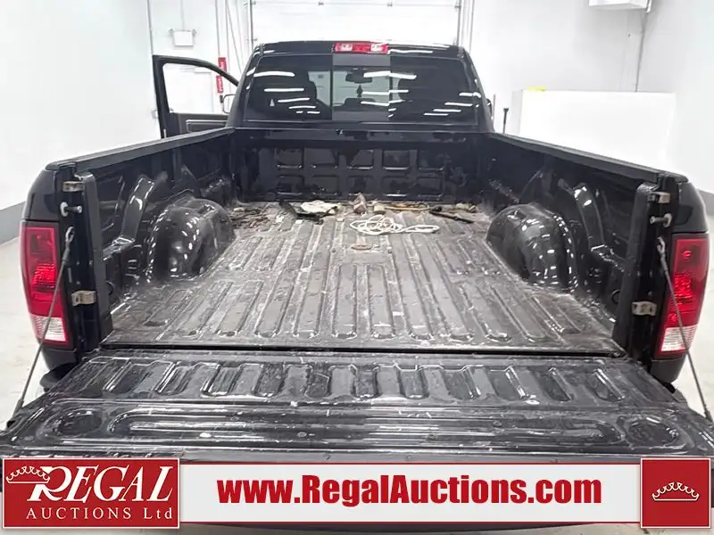 2013 RAM 2500, černá, 285 181 km, dovoz Kanada — foto 7 z 12