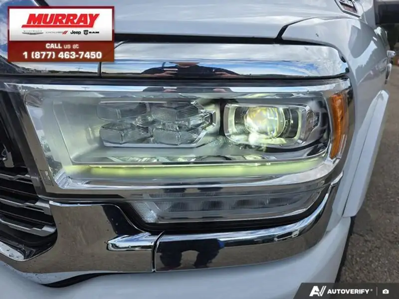 2019 RAM 2500 Limited, bílá, 190 125 km, dovoz Kanada — foto 8 z 12