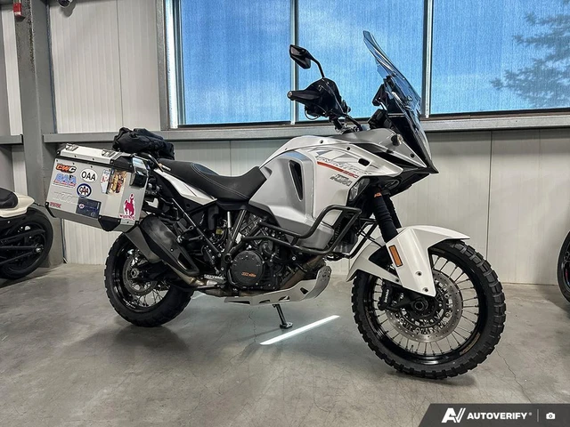 2016 KTM, 30 978 km, dovoz Kanada — foto 4 z 5