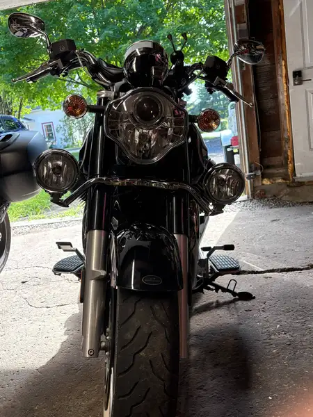 2018 Moto Guzzi Eldorado, černá, 6 819 km, dovoz Kanada — foto 9 z 9