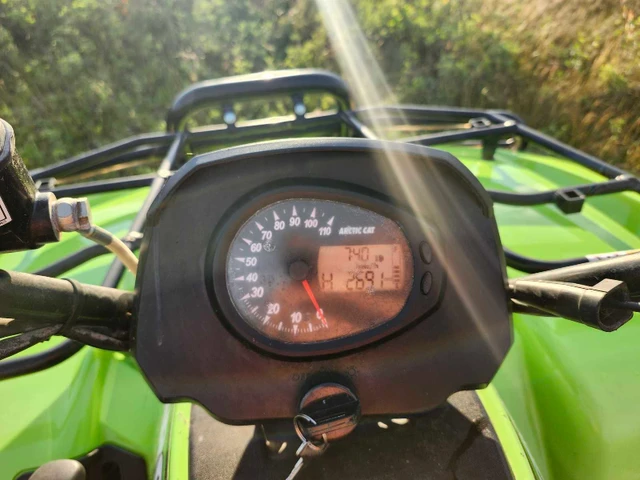 2011, 2 700 km, dovoz Kanada — foto 4 z 5