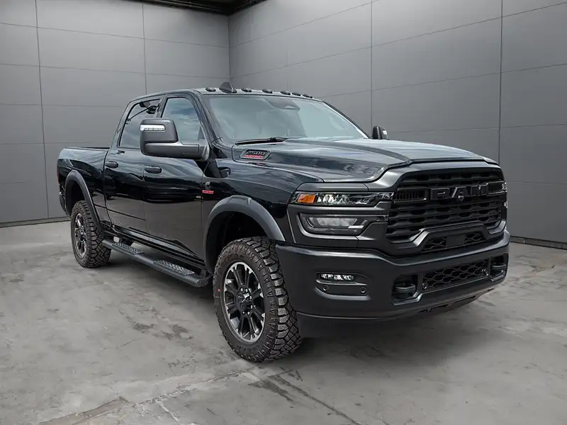 2026 RAM 2500 WARLOCK, černá, 0 km, dovoz Kanada — foto 9 z 12