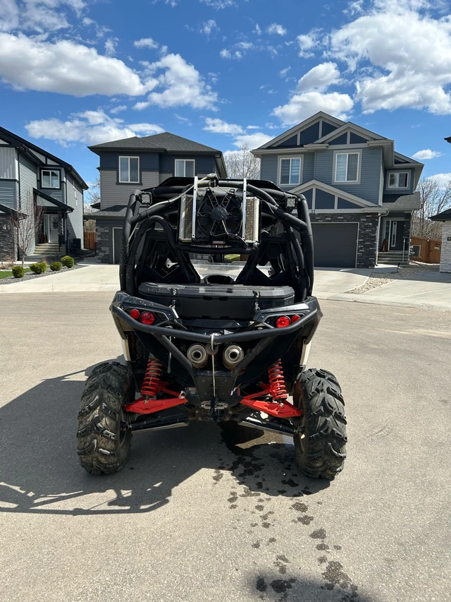 2014 Can-Am, 1 074 km, dovoz Kanada — foto 2 z 5