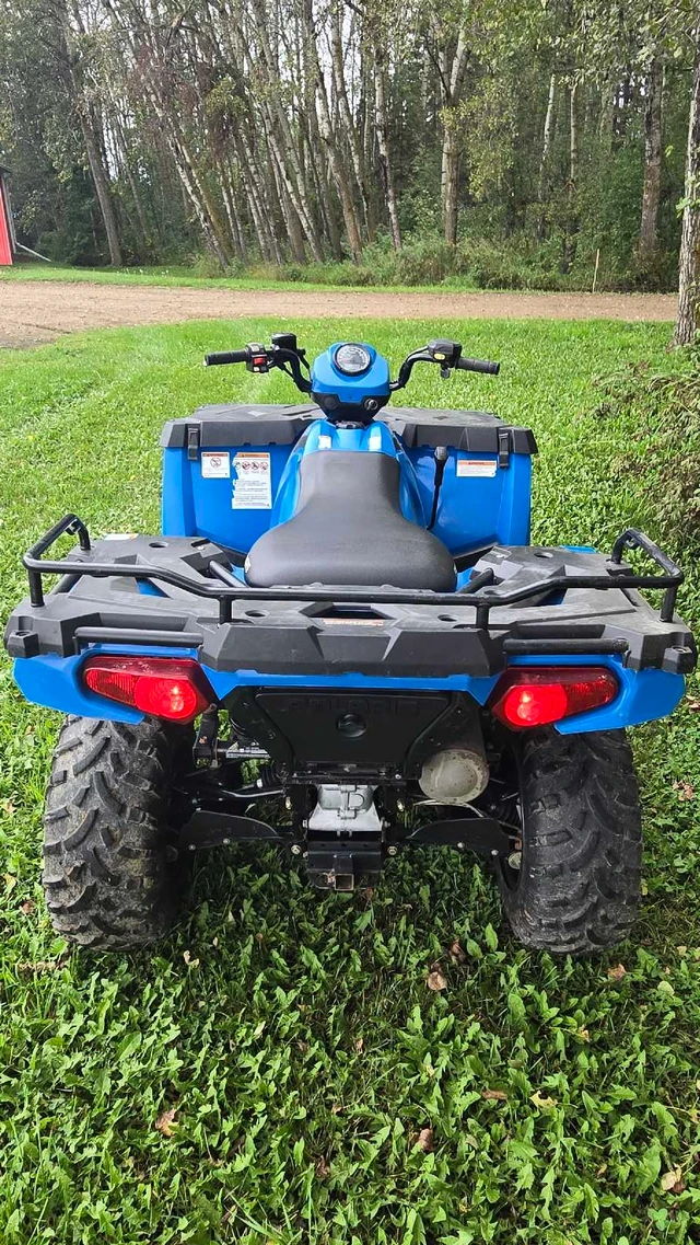 2016 Polaris, dovoz Kanada — foto 2 z 5