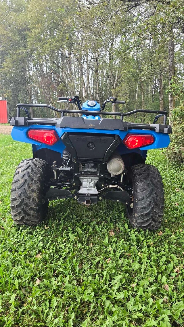 2016 Polaris, dovoz Kanada — foto 3 z 5