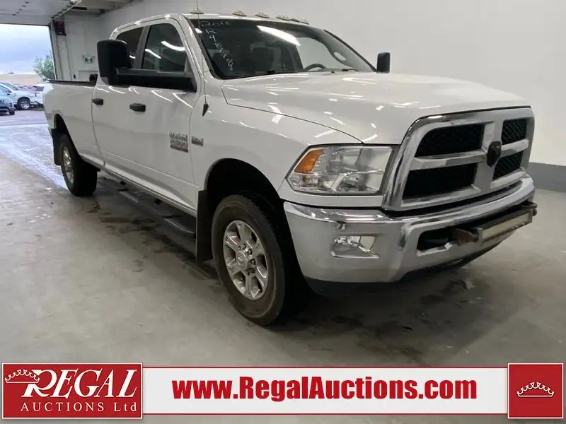 2018 RAM 2500 SLT, bílá, 214 360 km, dovoz Kanada — foto 2 z 12