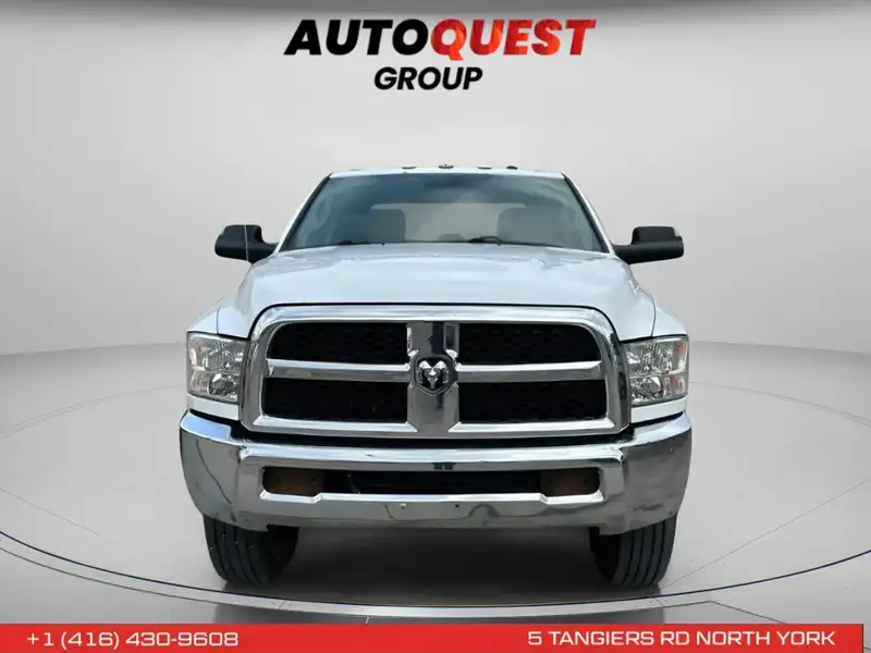 2017 RAM 2500 ST, bílá, 178 601 km, dovoz Kanada — foto 2 z 12