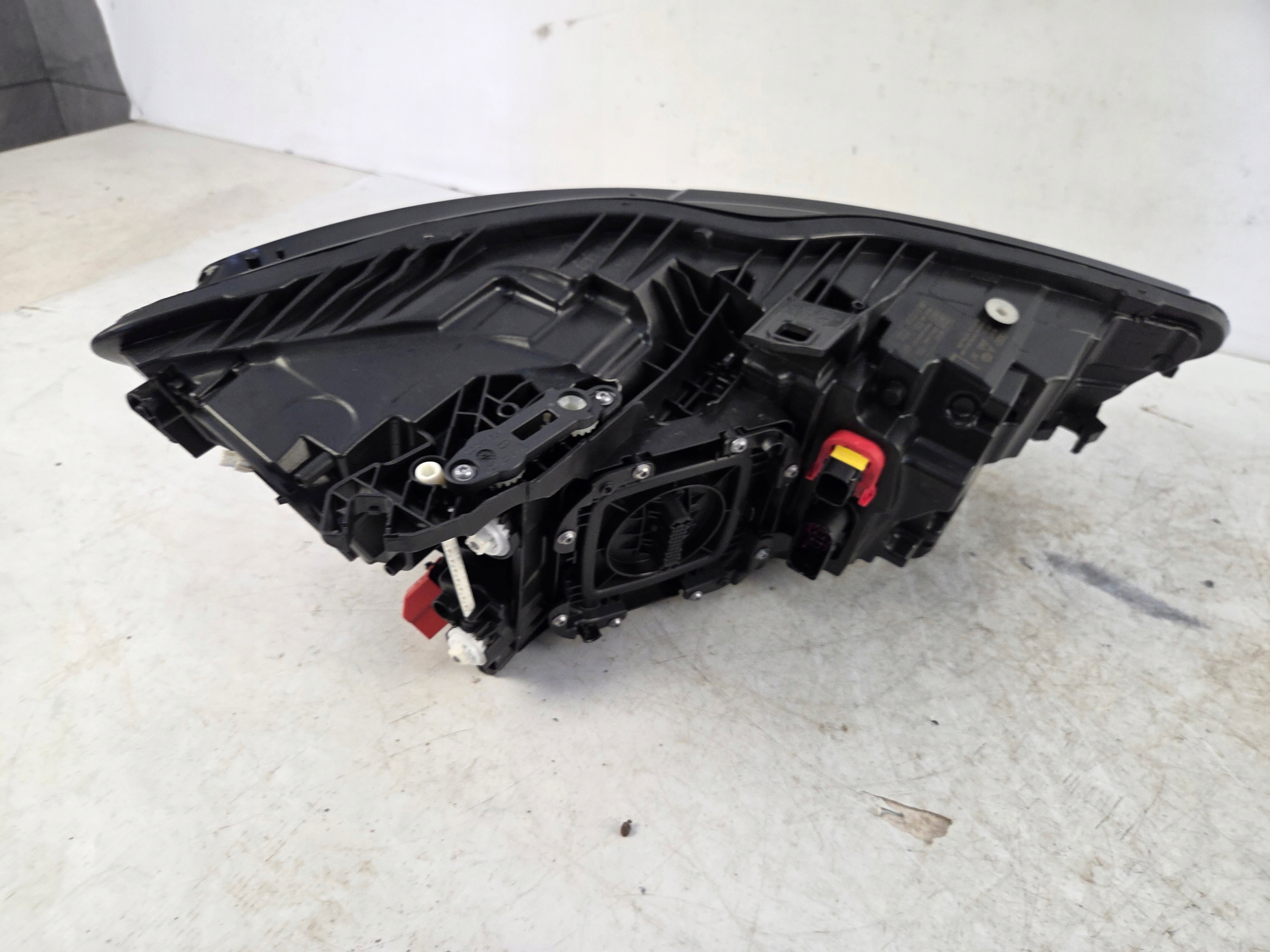 světlomet levá přední světlomet Matrix Audi A6 4g0 facelift 4g0941035, Skladem v EU — foto 10 z 16