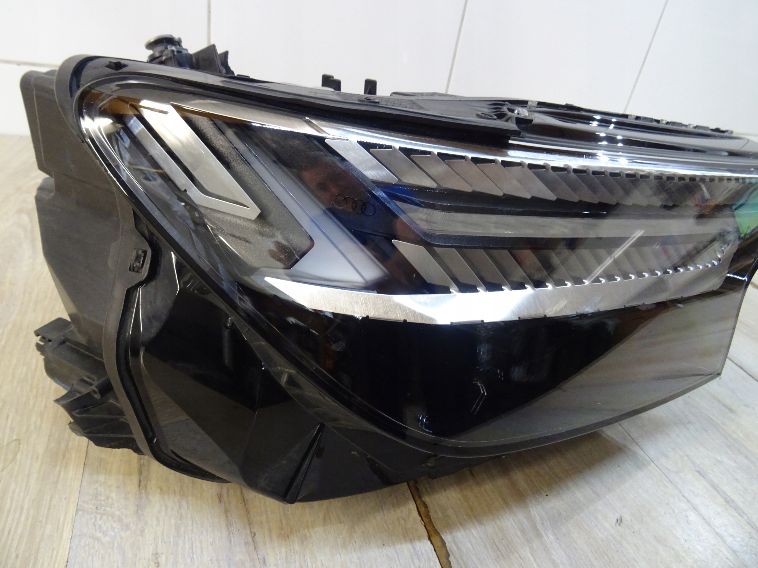 Audi Q4 E-tron 89a světlomet pravá přední FULL LED Matrix Audi 89a941036f, Skladem v EU — foto 3 z 12