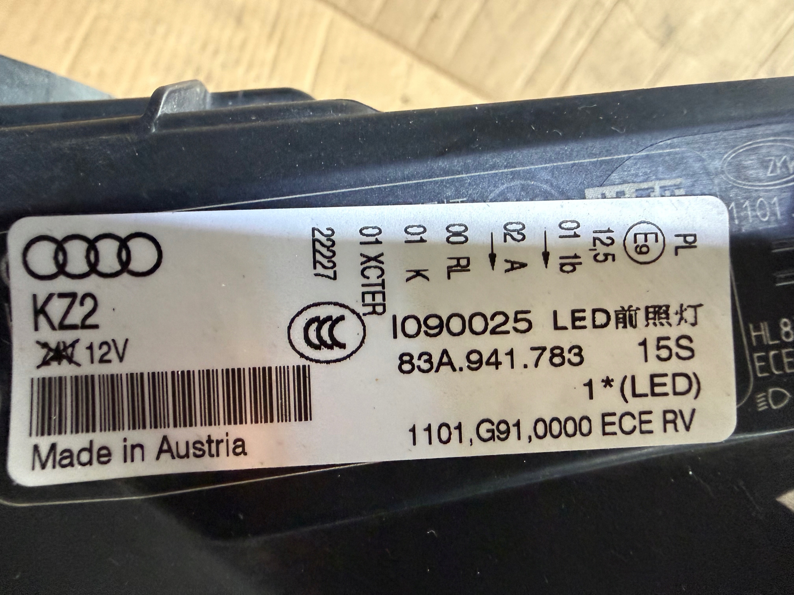přední světlomet Audi OE komplet levý i pravý Matrix na aut osobowych, Skladem v EU — foto 4 z 4