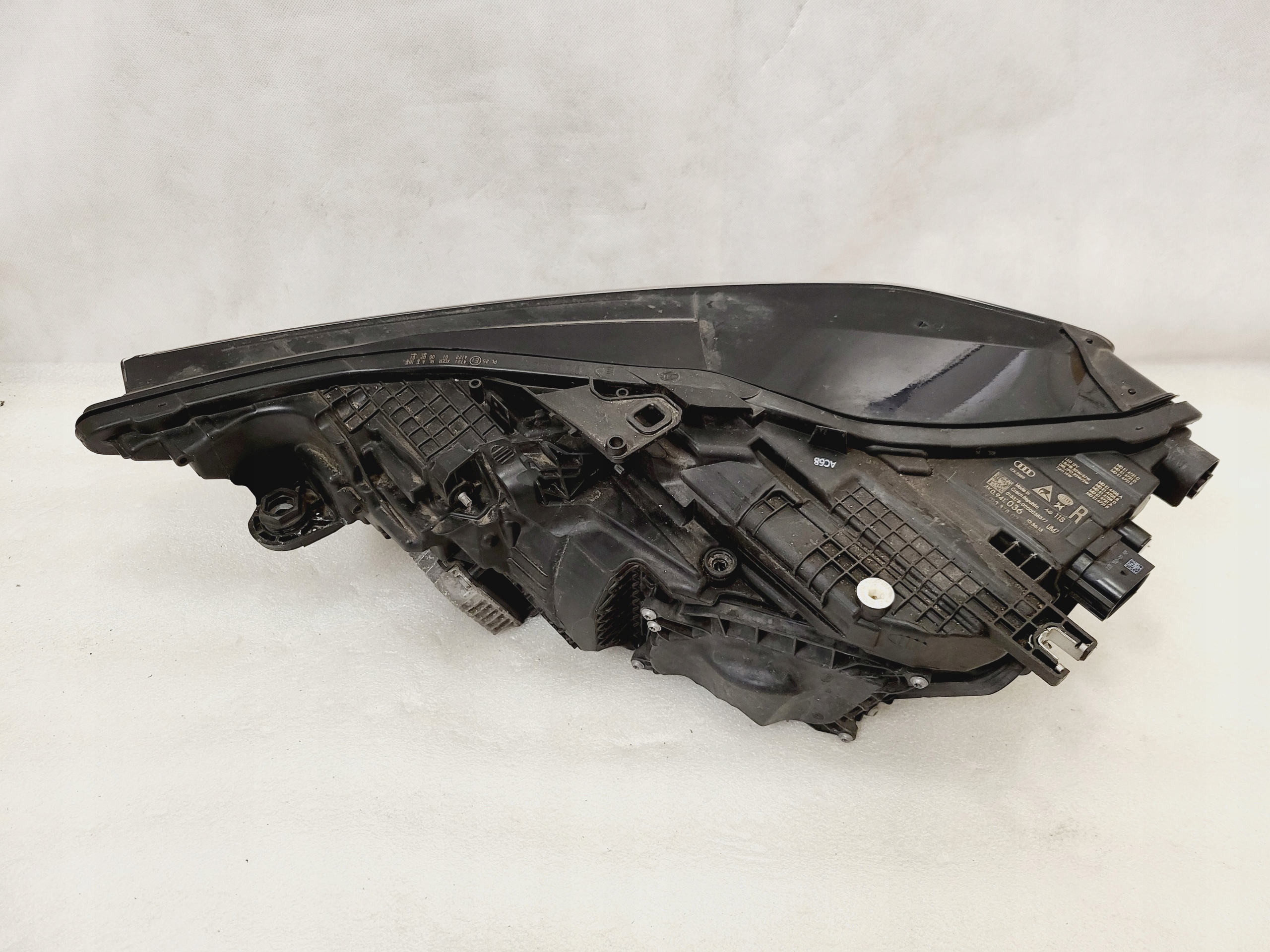 Audi A6 FULL LED Matrix 4k0941035 4k0941036, Skladem v EU — foto 15 z 16