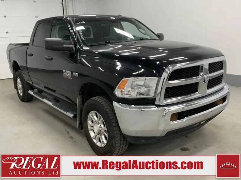 2016 RAM 2500, černá, 248 713 km, dovoz Kanada — foto 2 z 12