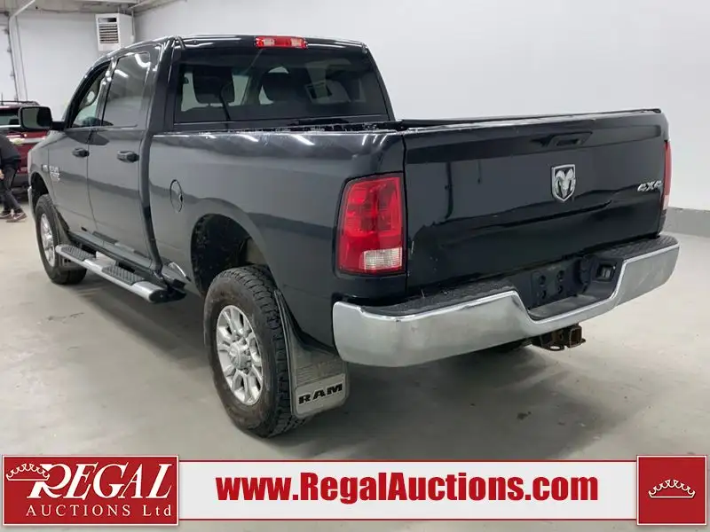 2016 RAM 2500, černá, 248 713 km, dovoz Kanada — foto 4 z 12