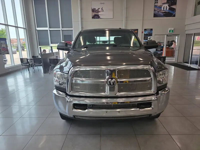 2017 RAM 2500 SLT, šedá, 198 727 km, dovoz Kanada — foto 10 z 12